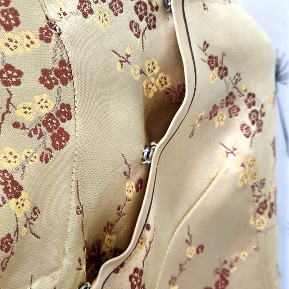 Gold Traditional Chinoiserie Dress - Picture 7 of 8